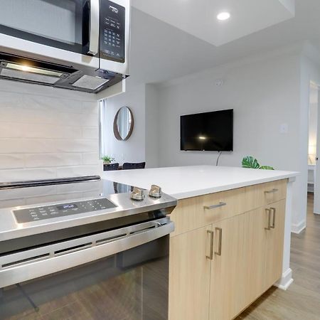 Modern & Charming Apt With Rooftop @Pentagon City Arlington Exteriör bild